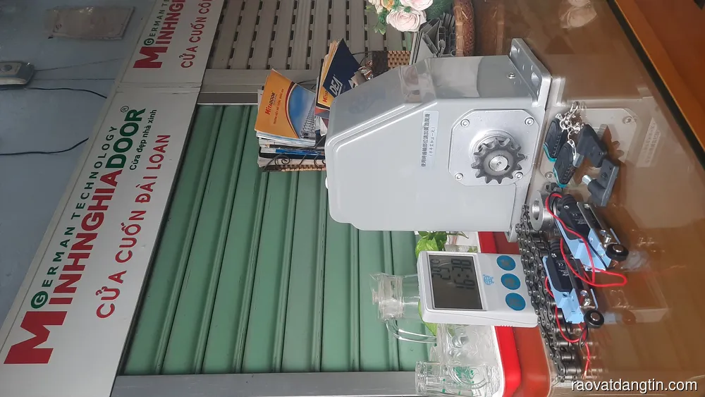 Motor cổng lùa JG P370 900kg phù hợp cho cửa nhà ở cổng dài 5m