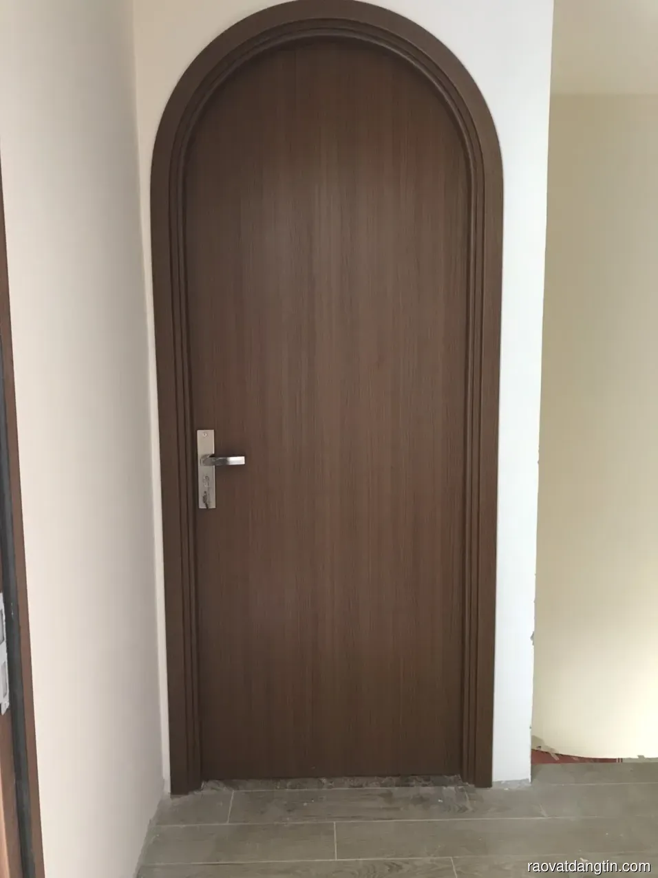 Cửa Vòm Composite Tại Linh Trung, Thủ Đức | Thi Công Trọn Gói